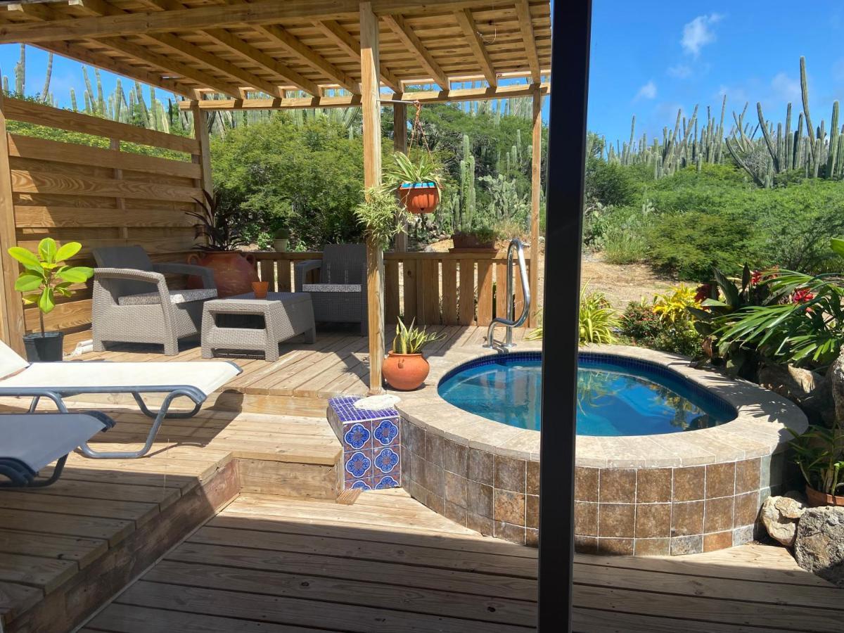 Cozy Studio With Private Spa Oranjestad Exteriér fotografie